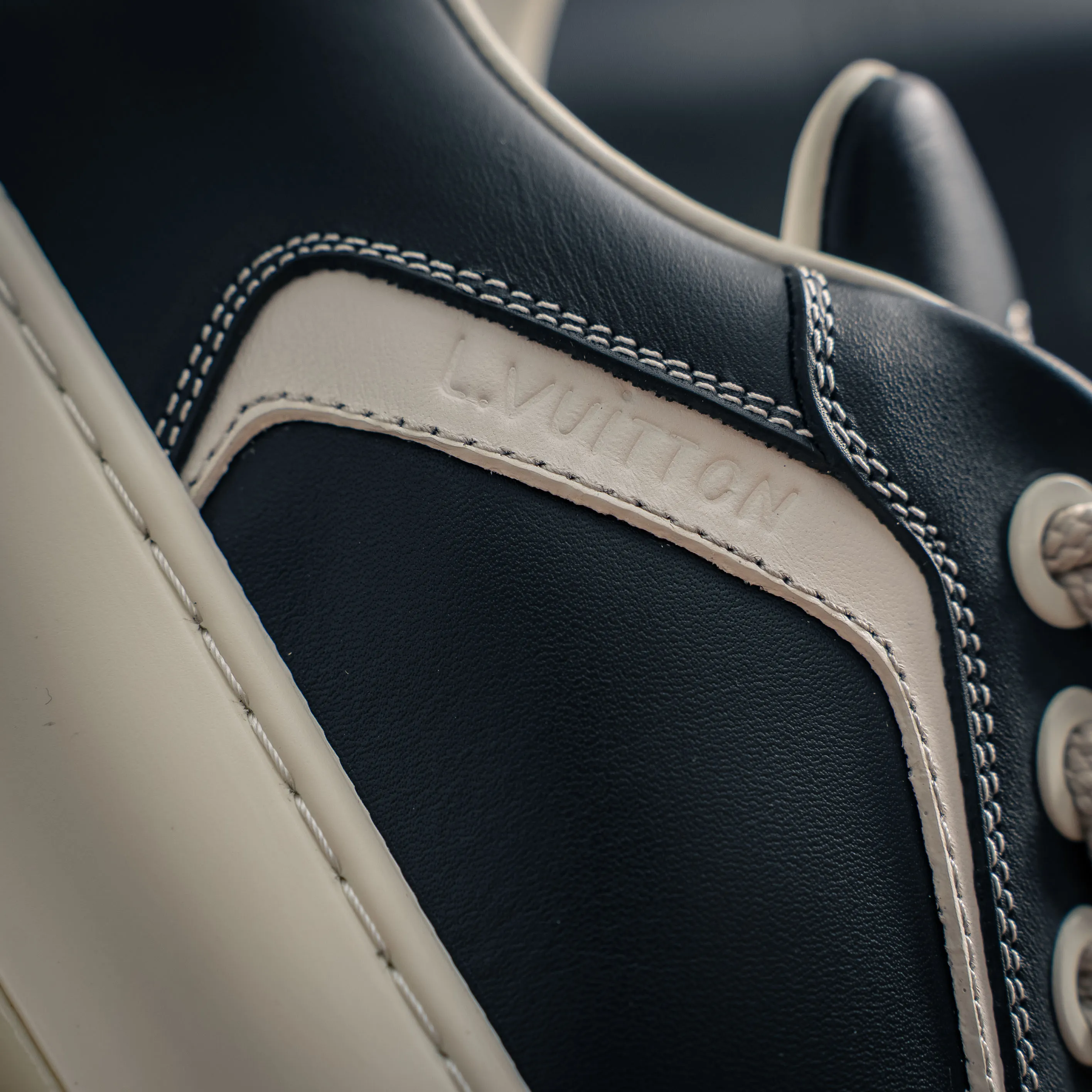 # LV tilted ， Shoes，Sneakers， Shoes，Skate Shoes~~ Sneakers， LV Shoes ， Cushioning TPU Vuitton ，